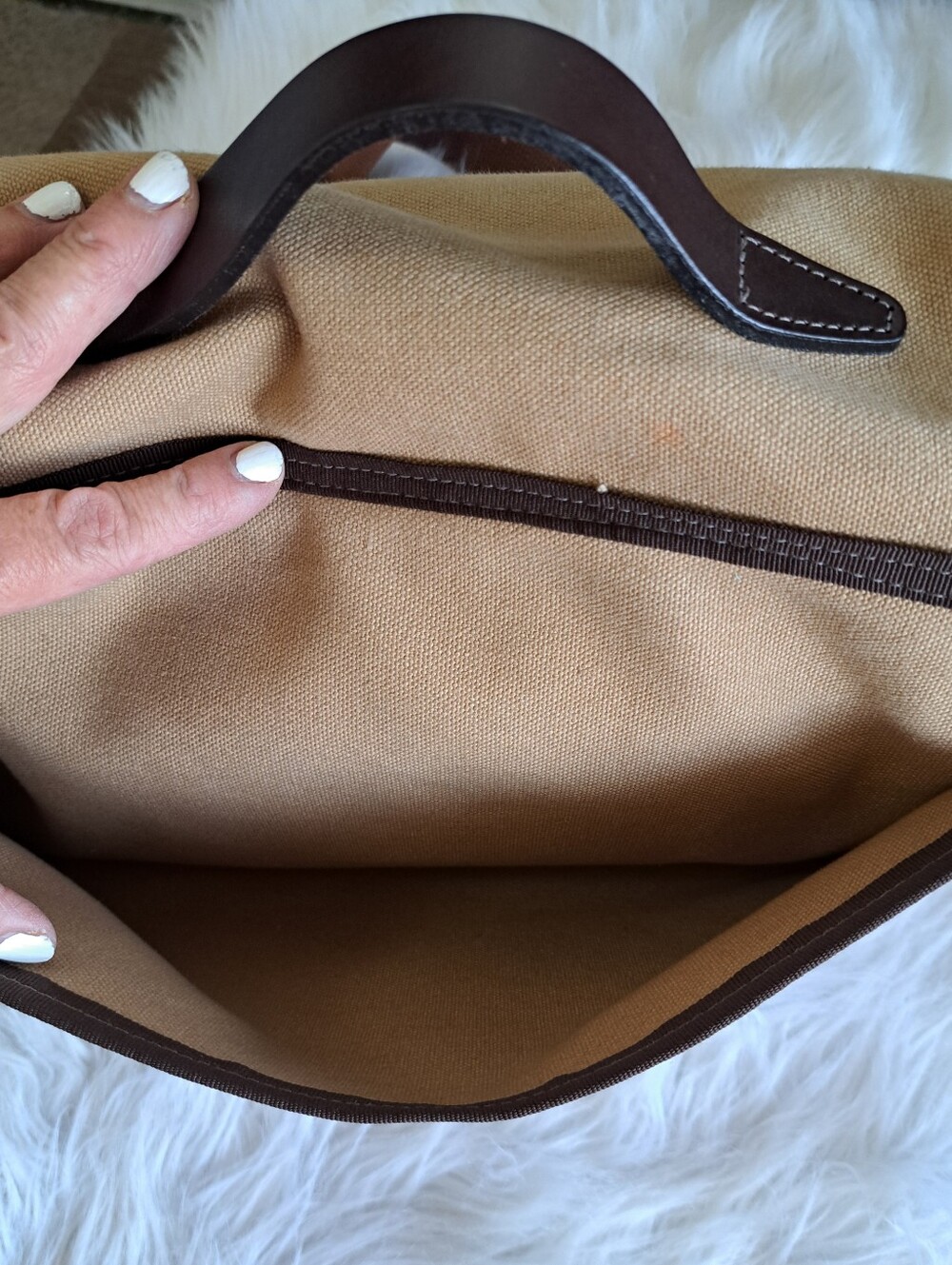 XL Woolrich Canvas & Leather Messenger Bag - Picture 7 of 14